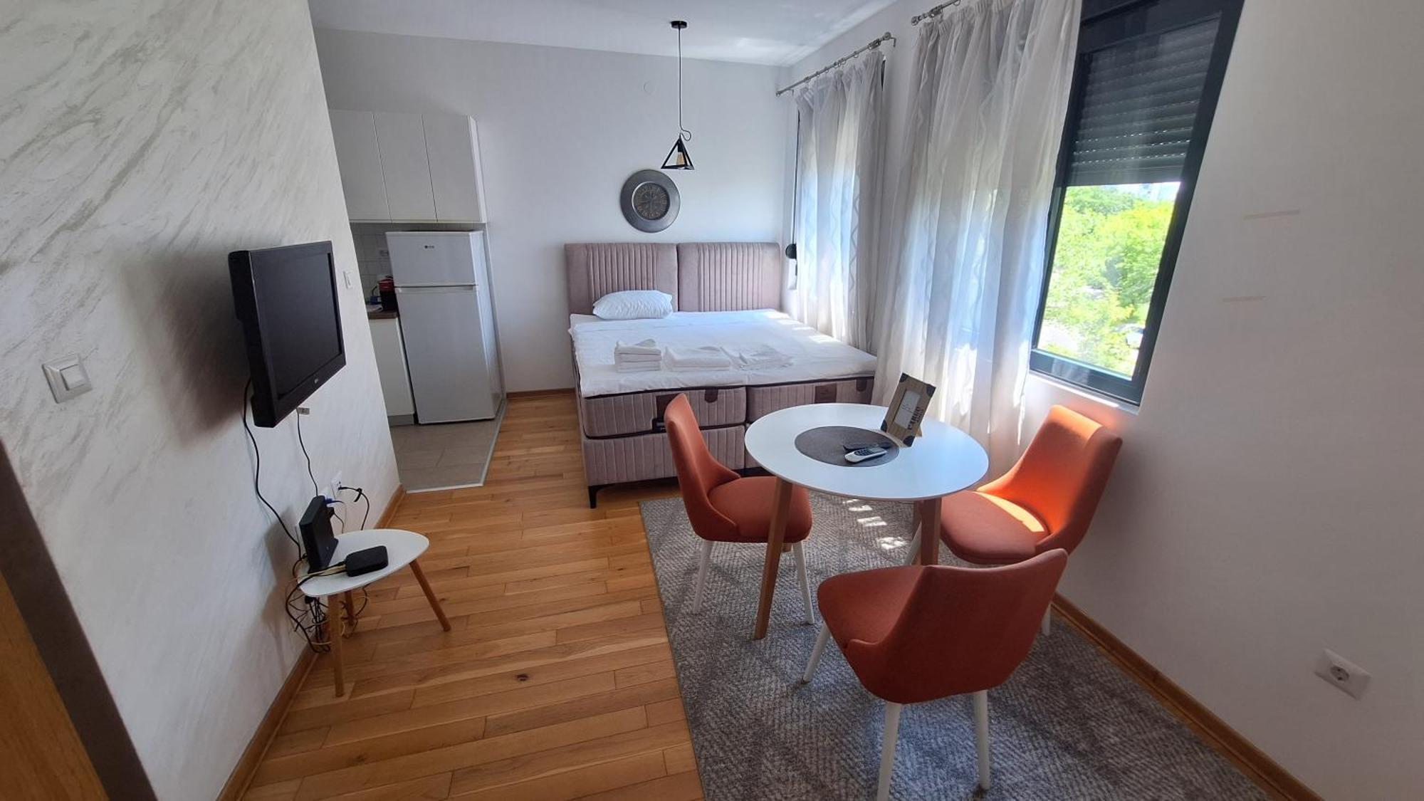 Lijepo Pozicioniran Stan, Atrakcije Blizu Apartment Podgorica Ngoại thất bức ảnh